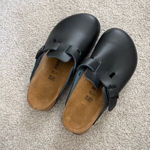 Birkenstock Boston Clogs in Black Leather - Boston Super Grip